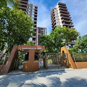 Beachfront Condo Large Apartament
